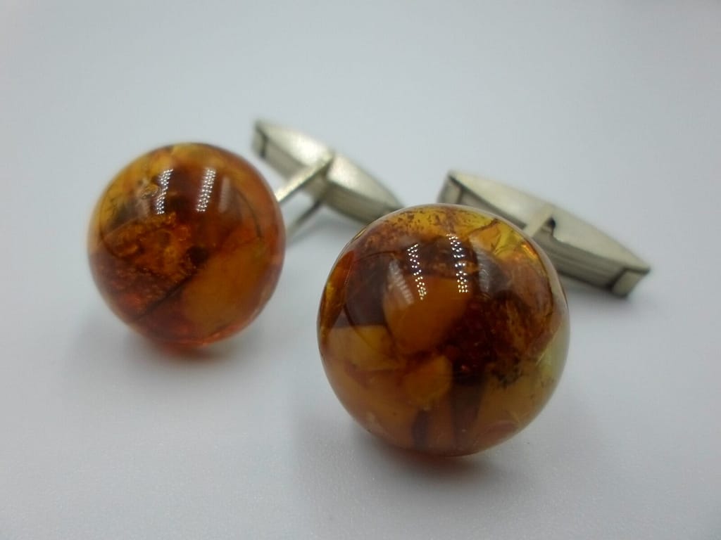 spinki do mankietów z PRL-u, bursztyn