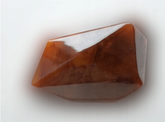 moda damska, broszka, styl retro, styl vintage, retro, vintage, tworzywo, art deco,