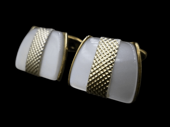 POZŁACANE EKSKLUZYWNE SPINKI DO MANKIETÓW Z MASĄ PERŁOWĄ - obrazek 2
